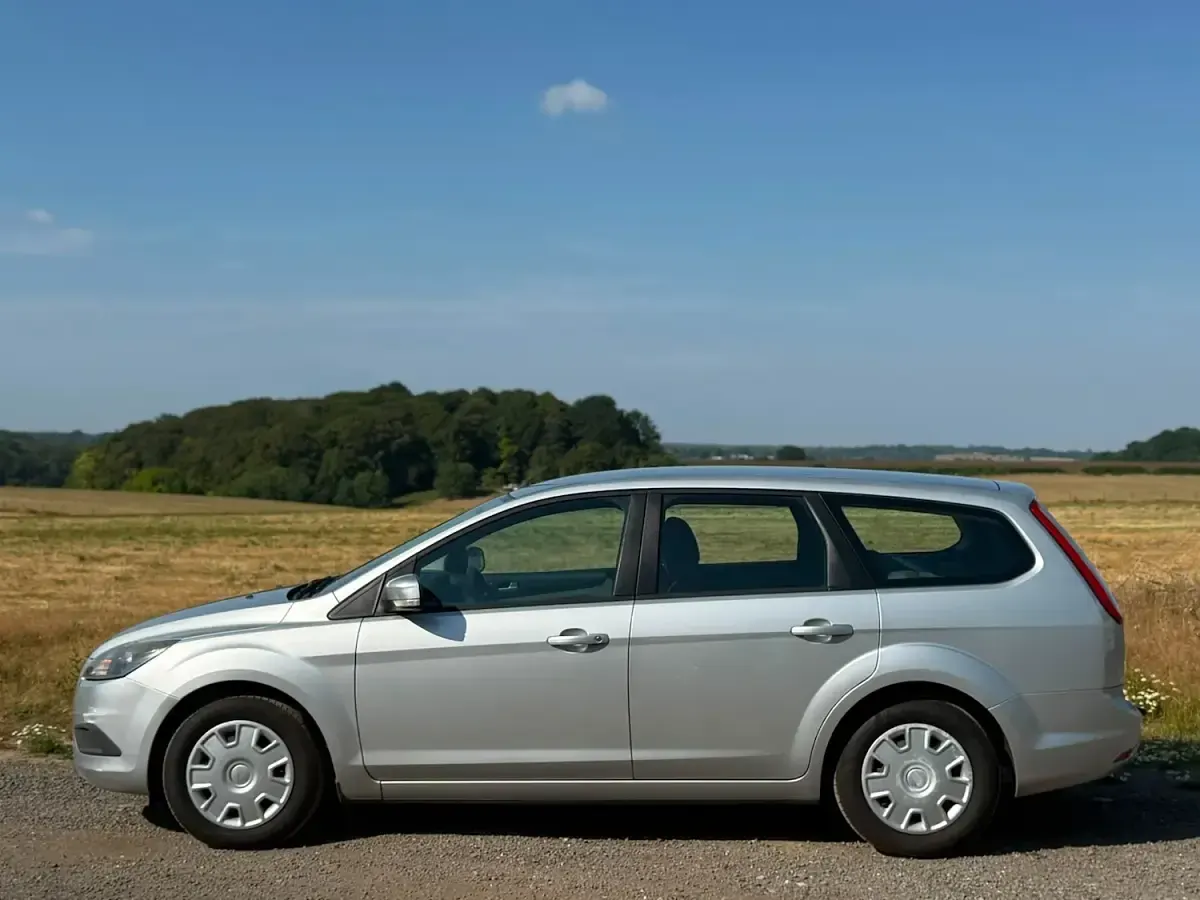 Used Ford Focus 2009 Silver Estate