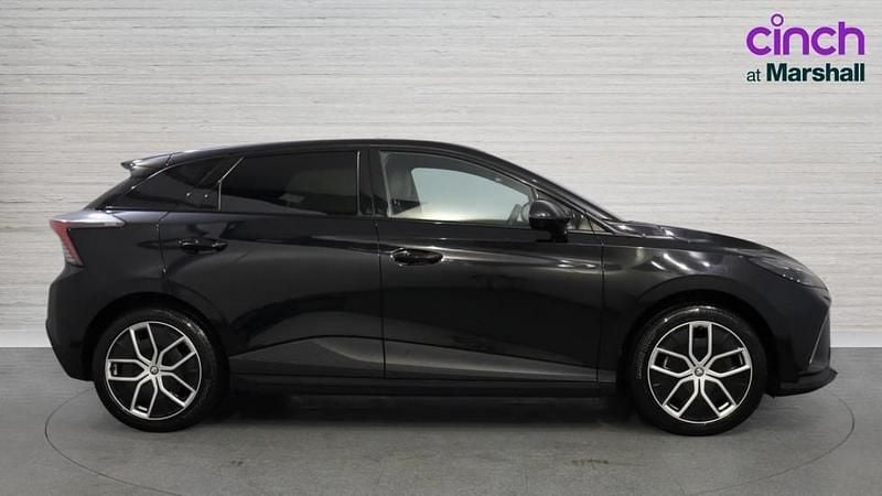 Used MG MG4 EV Trophy 150 kW (204 HP) 2023 Black Hatchback