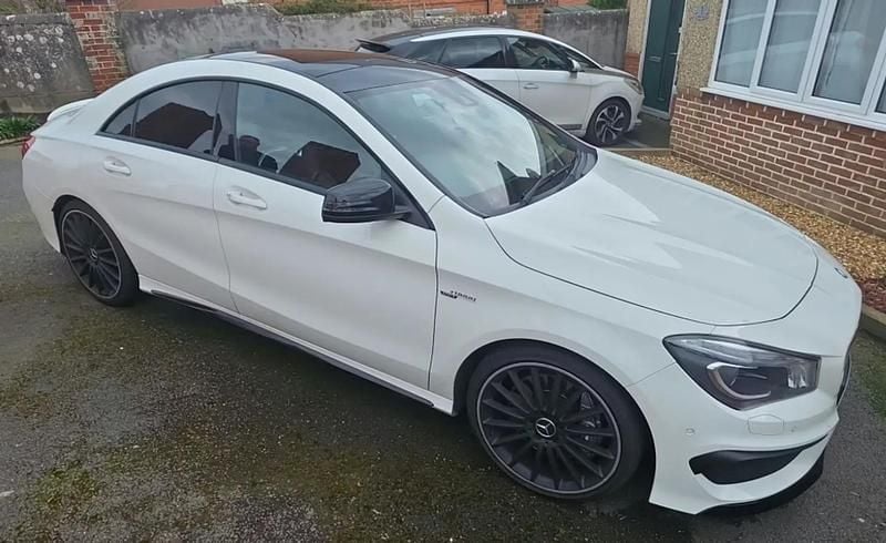 Used Mercedes CLA45 AMG Exclusive 381 HP (280 kW) 2016 White Coupe