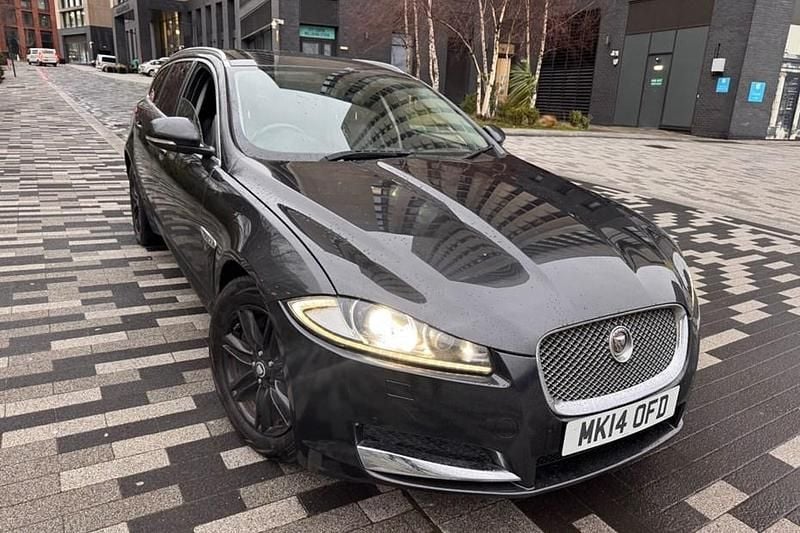 Used Jaguar XF Sportbrake Luxury 163 HP (119 kW) 2014 Estate