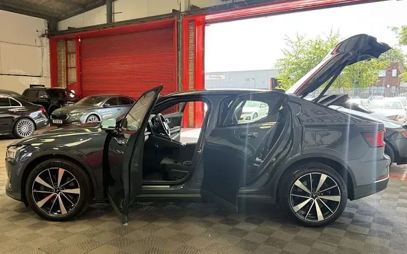 Used Polestar 2 300 kW (408 HP) 2022 Black Hatchback