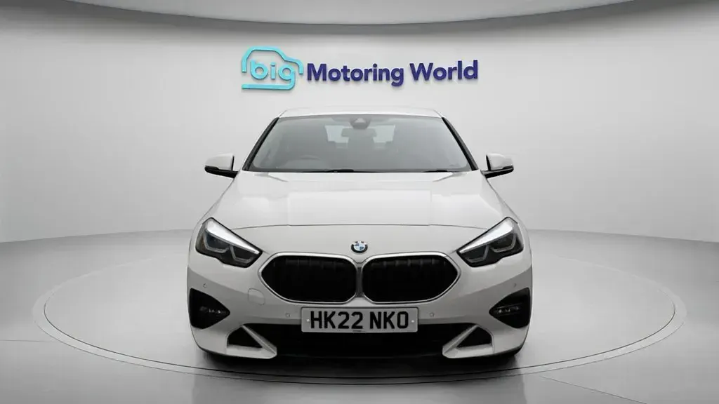 Used BMW 218 Sport Line 136 HP (100 kW) 2022 White Sedan