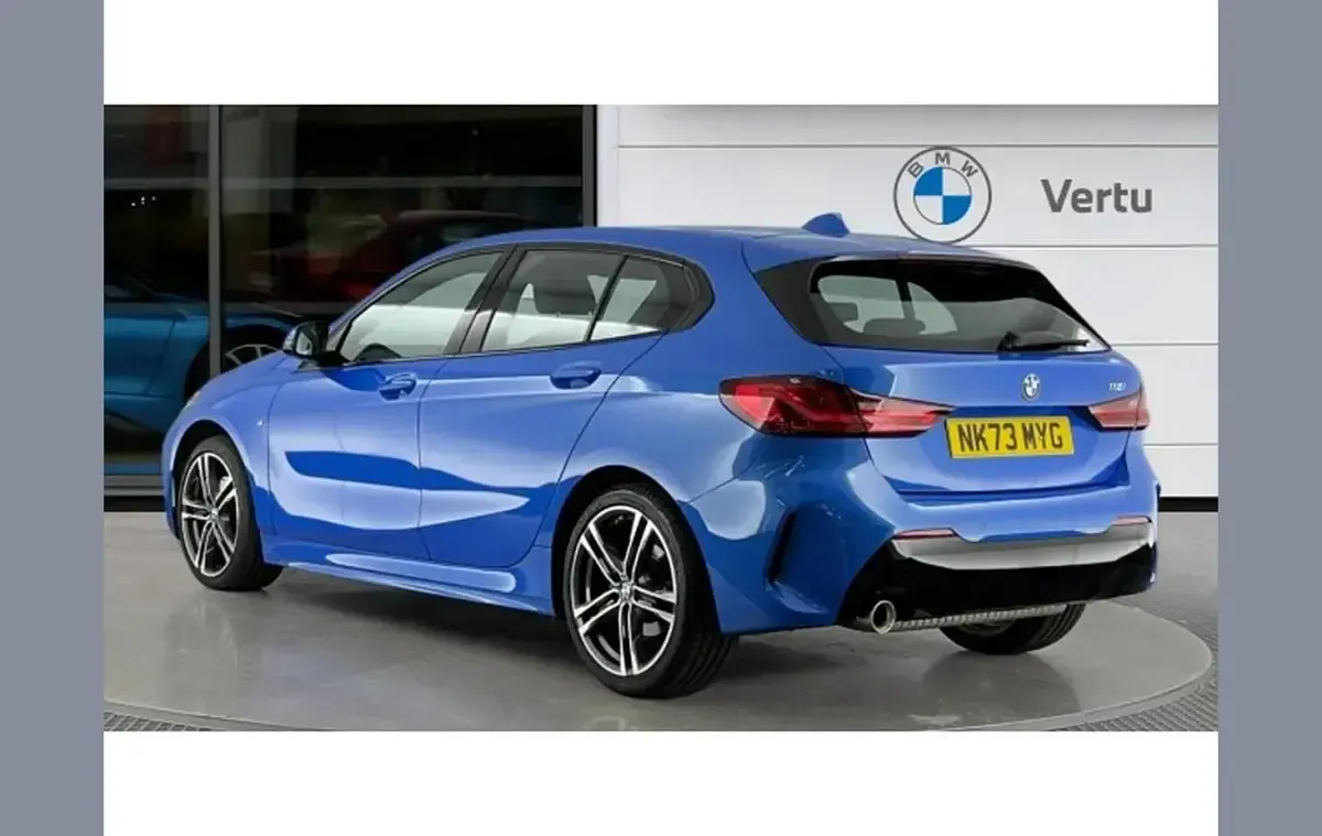 Used BMW 118 M Sport 136 HP (100 kW) 2023 Blue Hatchback