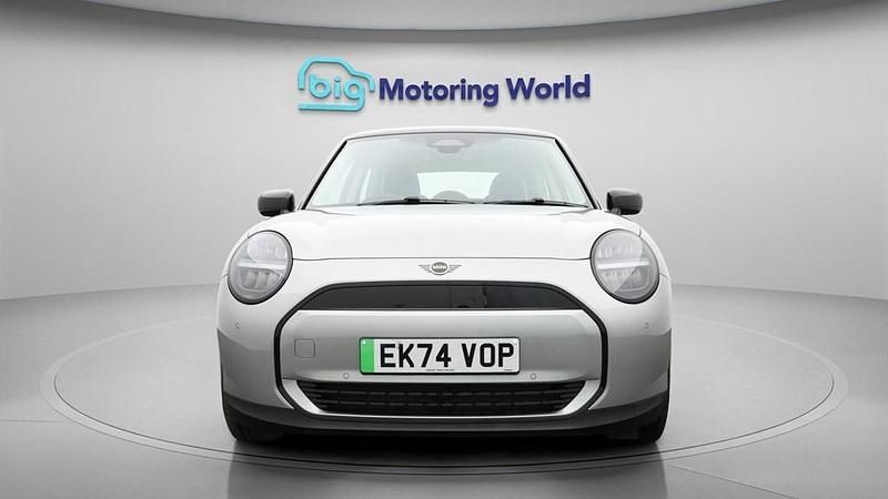 Used Mini Cooper Classic 135 kW (184 HP) 2024 Hatchback