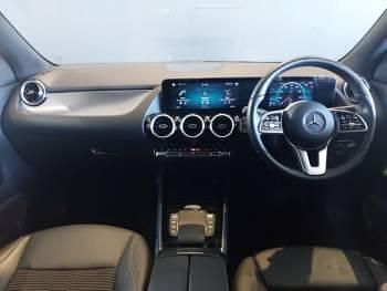 Used Mercedes GLA180 Executive 136 HP (100 kW) 2023 White SUV