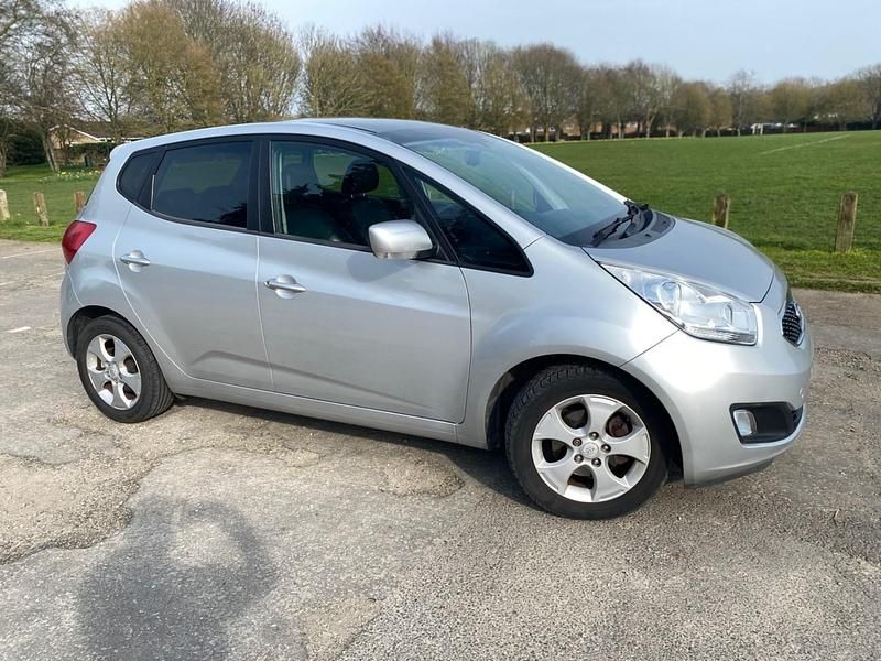 Used Kia Venga 2011 Silver Hatchback