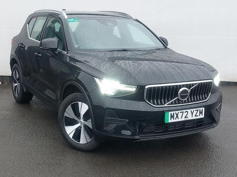 Black Used 2023 Volvo XC40 Core SUV | £23,498 (Fair price) - Image 1/4