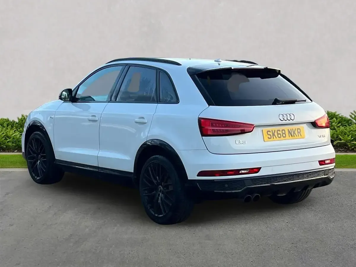 Used Audi Q3 Black Edition 150 HP (110 kW) 2018 White SUV