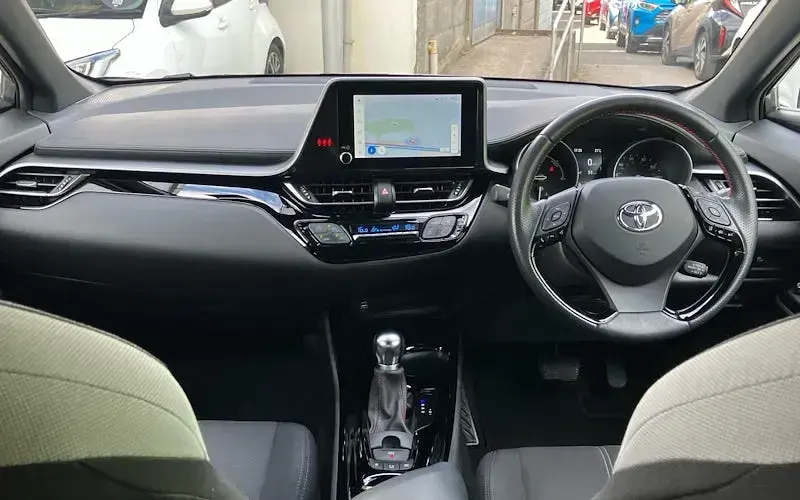 Used Toyota C-HR Sport 198 HP (145 kW) 2023 Grey SUV