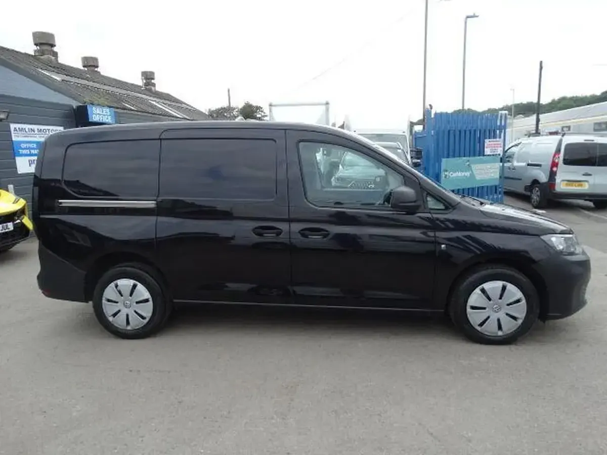 Used VW Caddy Maxi S 2022 Black MPV