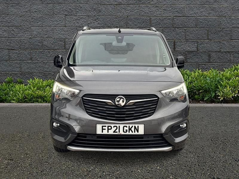 Used Vauxhall Combo Elite 130 HP (95 kW) 2021 Grey MPV