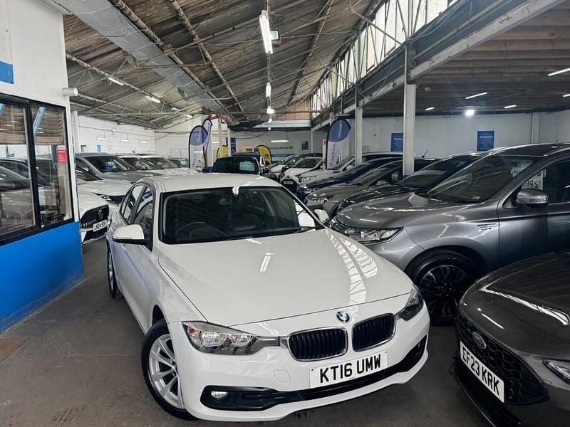 White Used 2016 BMW 318 Sedan | £6,995 (Fair price) - Image 1/4