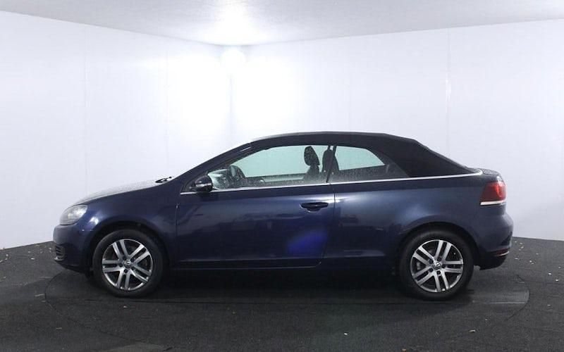 Used VW Golf Cabriolet SE 122 HP (89 kW) 2015 Blue Cabriolet