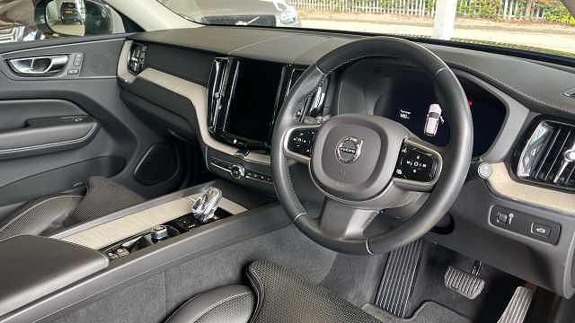 Used Volvo XC60 Inscription 247 HP (181 kW) 2022 SUV