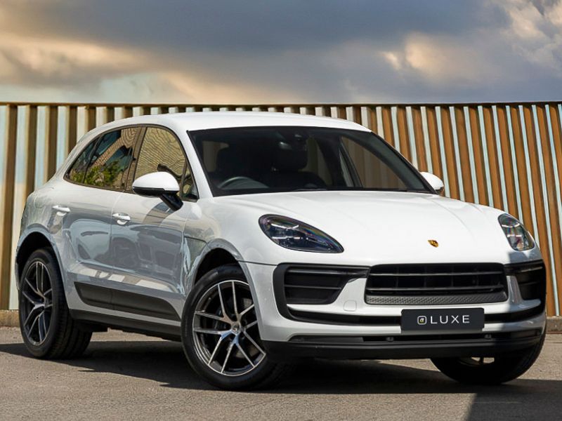 White Used 2022 Porsche Macan SUV | £48,898 (Fair price) - Image 1/4