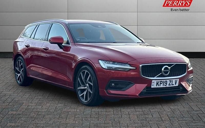 Used 2019 Volvo V60 Momentum Estate | £20,550 (Fair price) - Image 1/4