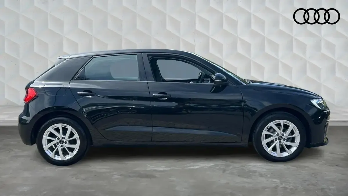 Used Audi A1 Sportback Sport 95 HP (69 kW) 2021 Black Hatchback
