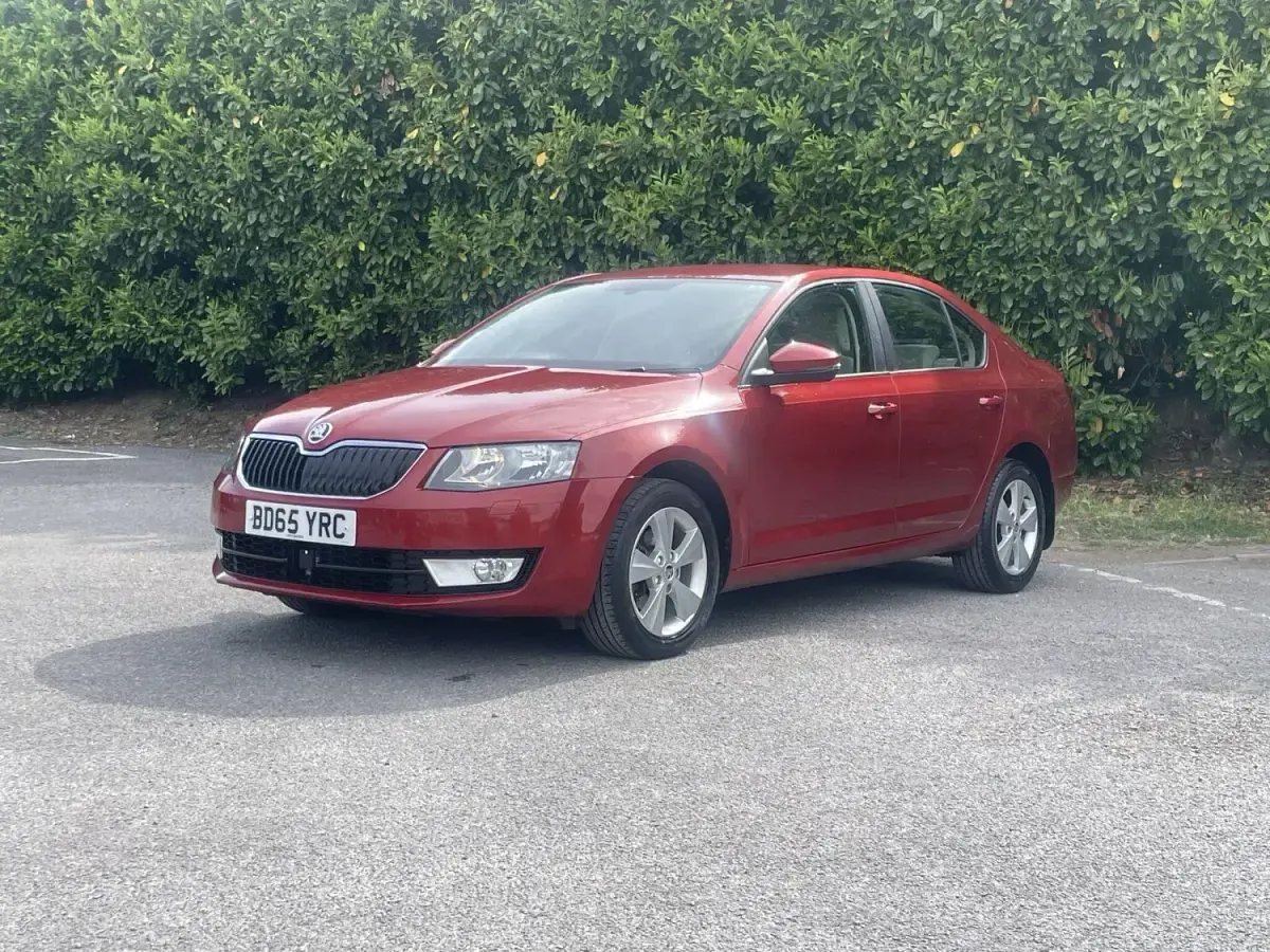 Begagnad Skoda Octavia SE L 150 HK (110 kW) 2015 Röd Kombi