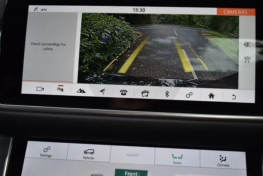 Second-hand Land Rover Range Rover Sport 2022 Alb SUV