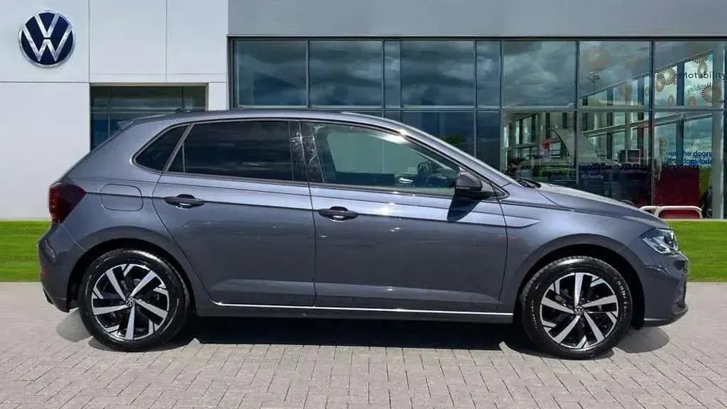 Used VW Polo Match 95 HP (69 kW) 2025 Grey Hatchback