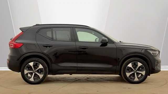 Used Volvo XC40 Plus 161 HP (118 kW) 2025 SUV