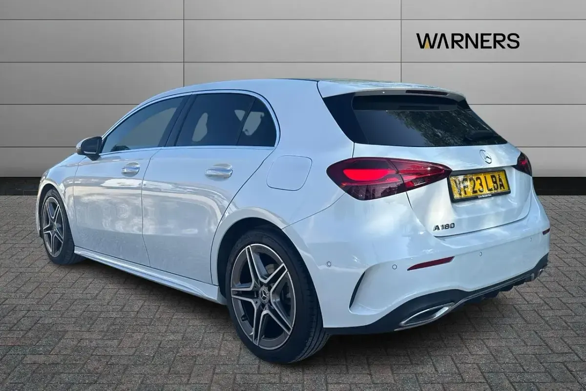 Used Mercedes A180 Executive 148 HP (108 kW) 2023 White Hatchback