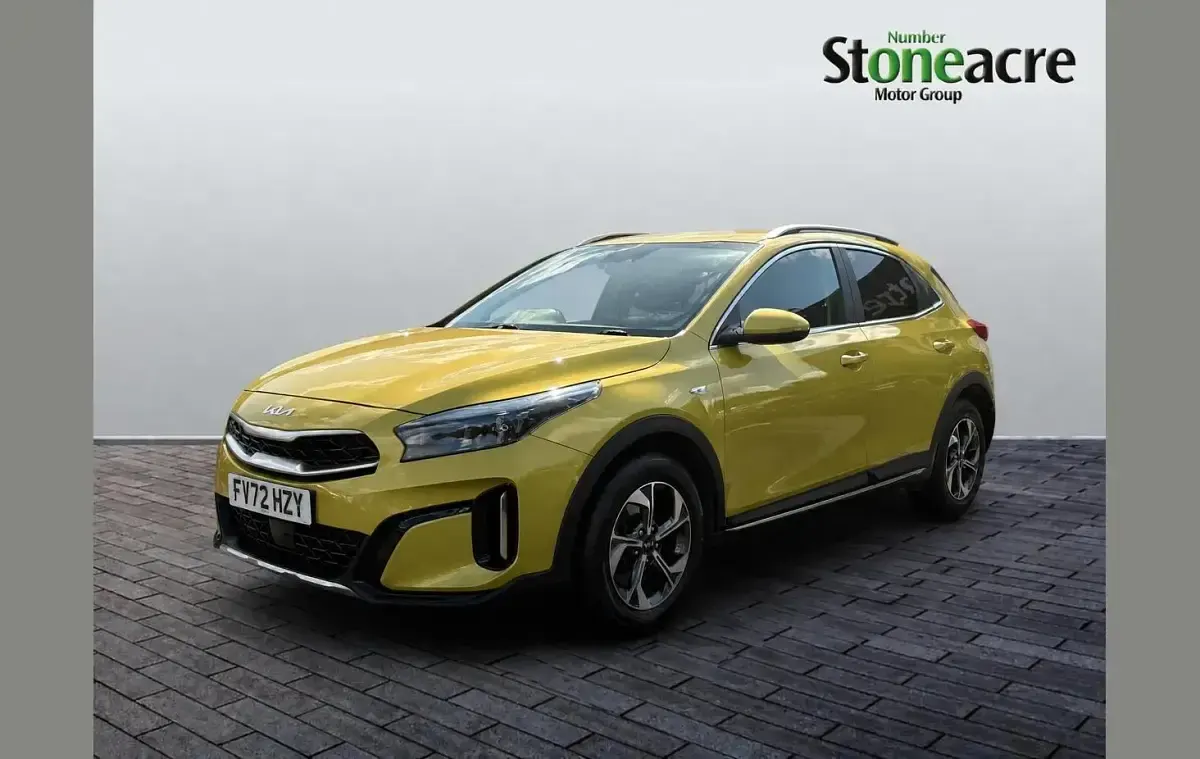 Used Kia XCeed 158 HP (116 kW) 2022 Yellow SUV