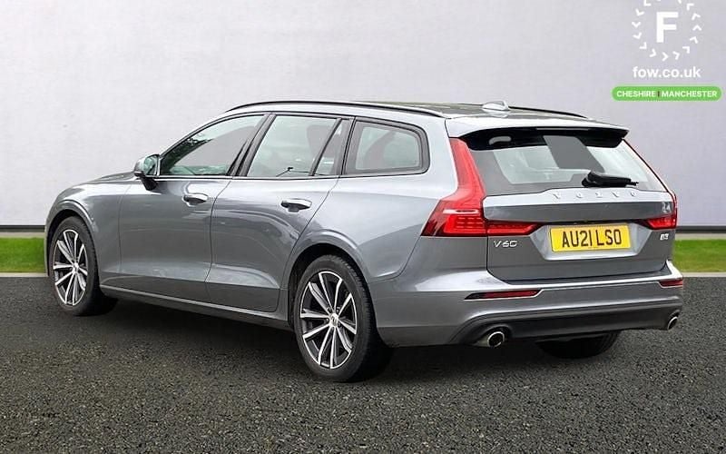 Second-hand Volvo V60 Momentum 163 CP (119 kW) 2021 Gri Break