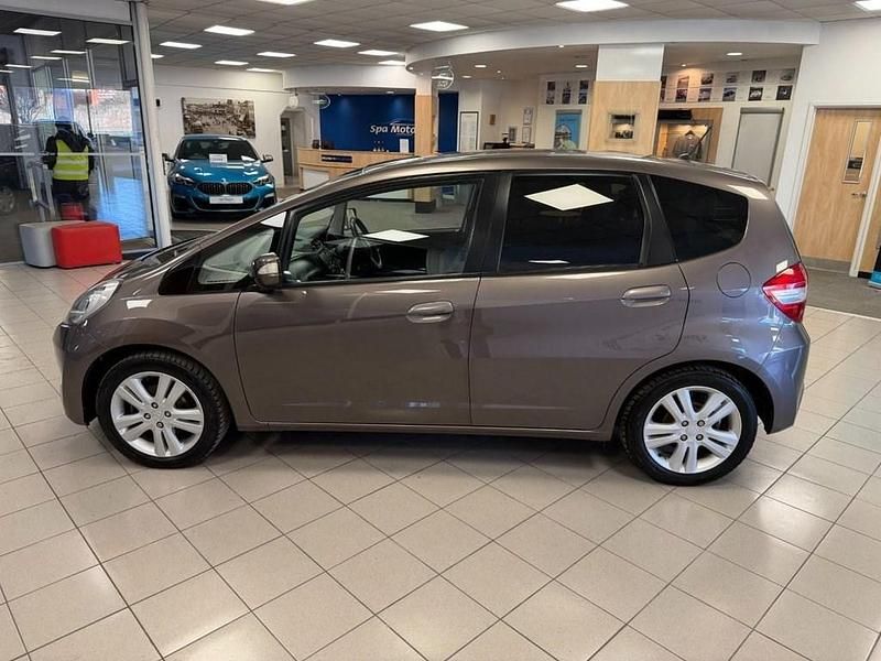 Used Honda Jazz ES 99 HP (72 kW) 2014 Brown Hatchback