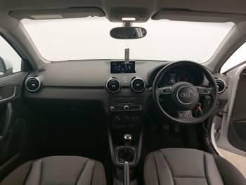 Used Audi A1 Sport 125 HP (91 kW) 2017 White Hatchback