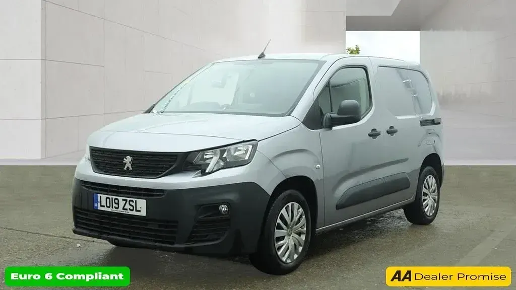 Used Peugeot Partner 2019 Grey MPV