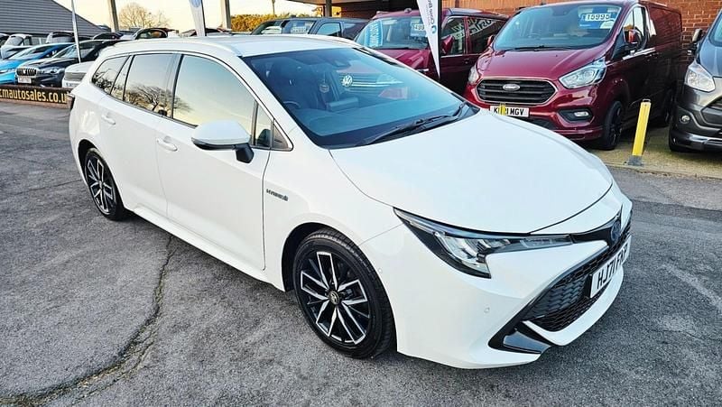 Used Toyota Corolla Design 2021 White Estate