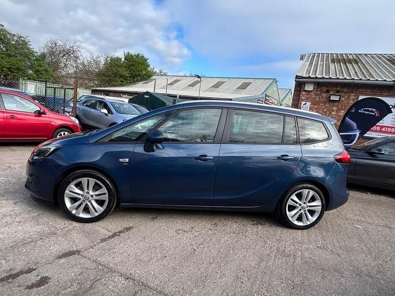 Used Vauxhall Zafira SRi 140 HP (102 kW) 2017 Blue MPV
