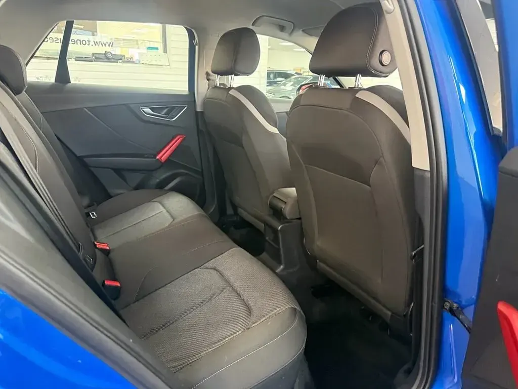 Used Audi Q2 Sport 116 HP (85 kW) 2019 Blue SUV