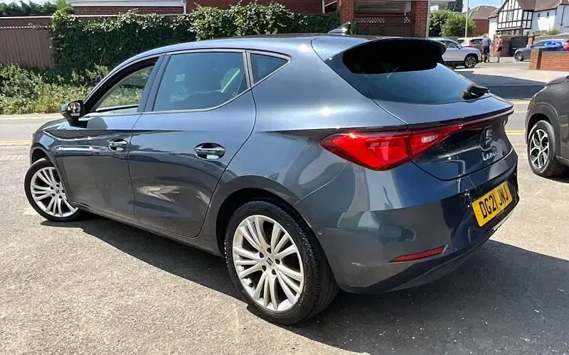 Used Seat Leon SE Dynamic 110 HP (80 kW) 2023 Hatchback