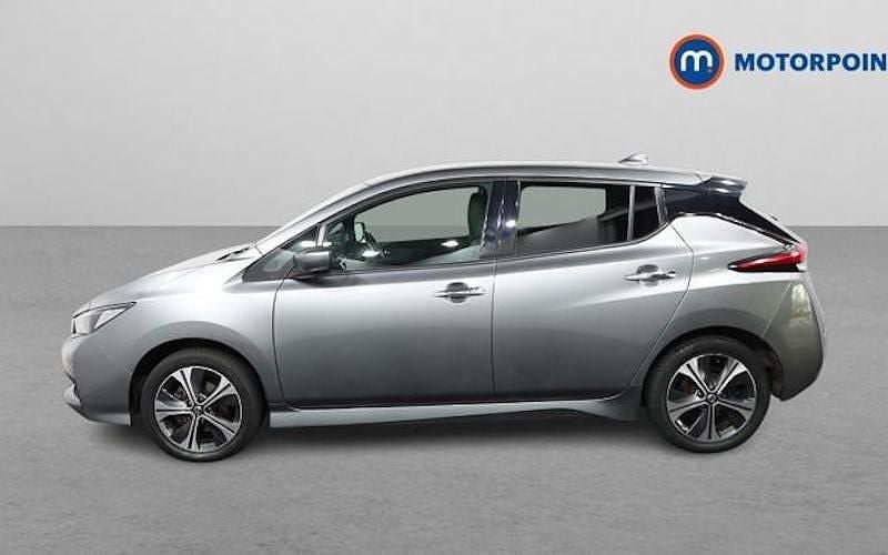 Gebraucht Nissan Leaf N-Connecta 160 kW (218 PS) 2021 Grau Kleinwagen