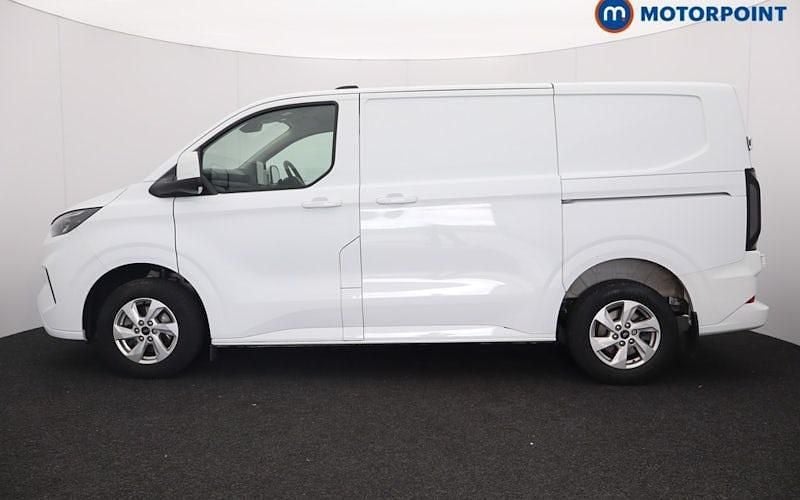 Used 2026 Ford Transit Custom Limited Van | £27,239 (Fair price) - Image 1/4