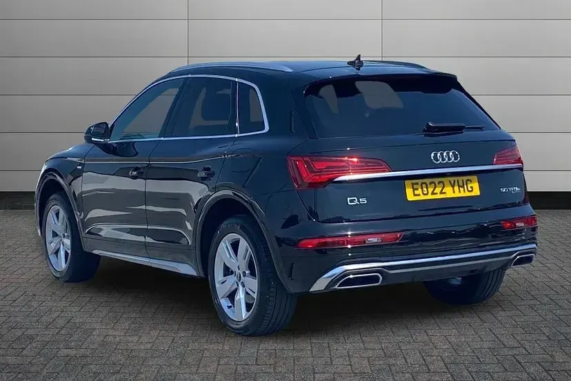 Used Audi Q5 S-Line 299 HP (219 kW) 2022 Mythos black SUV