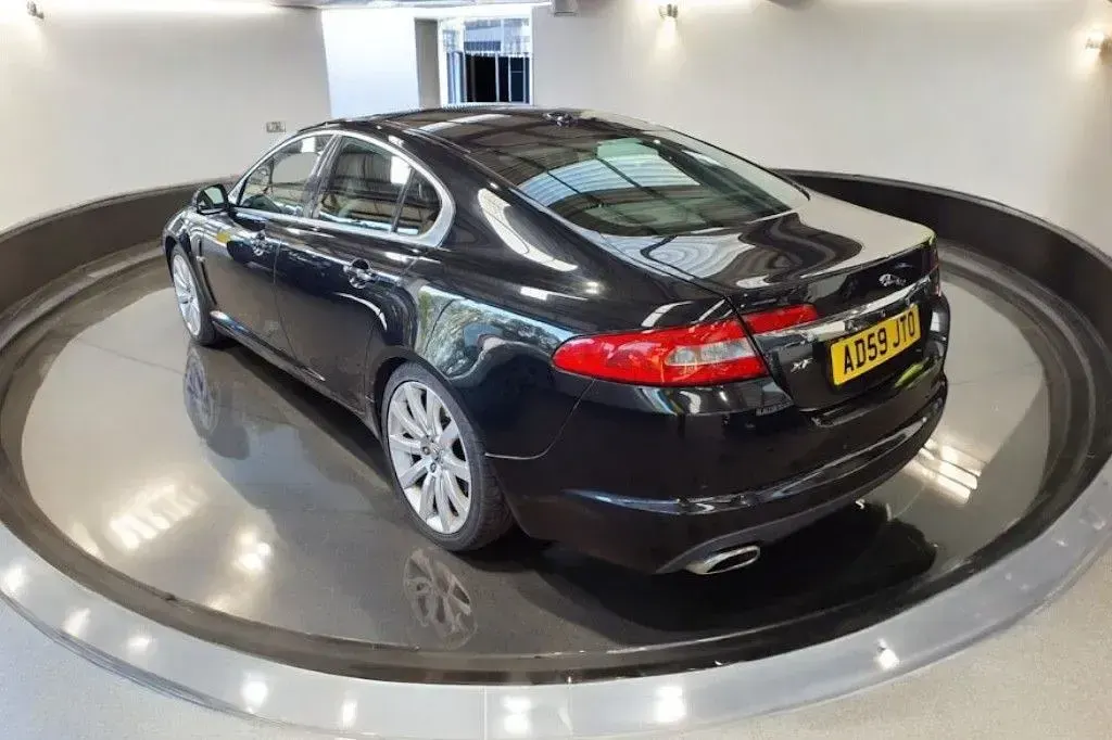 Gebraucht Jaguar XF Premium Luxury 240 PS (176 kW) 2009 Schwarz Limousine