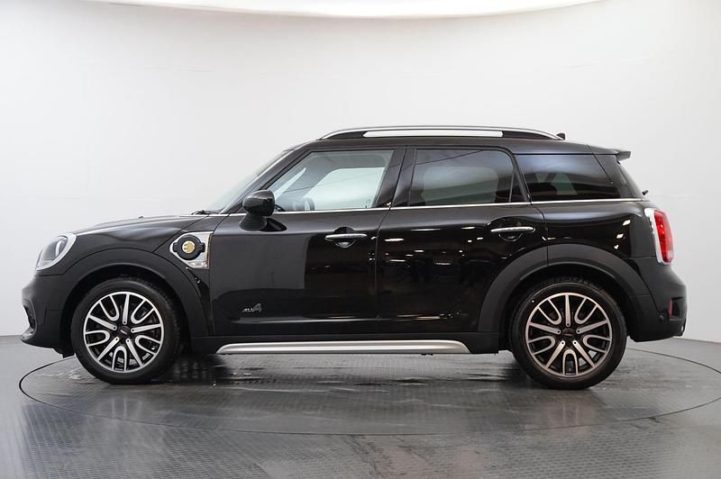 Used Mini Cooper S Countryman Sport 221 HP (162 kW) 2019 Black SUV