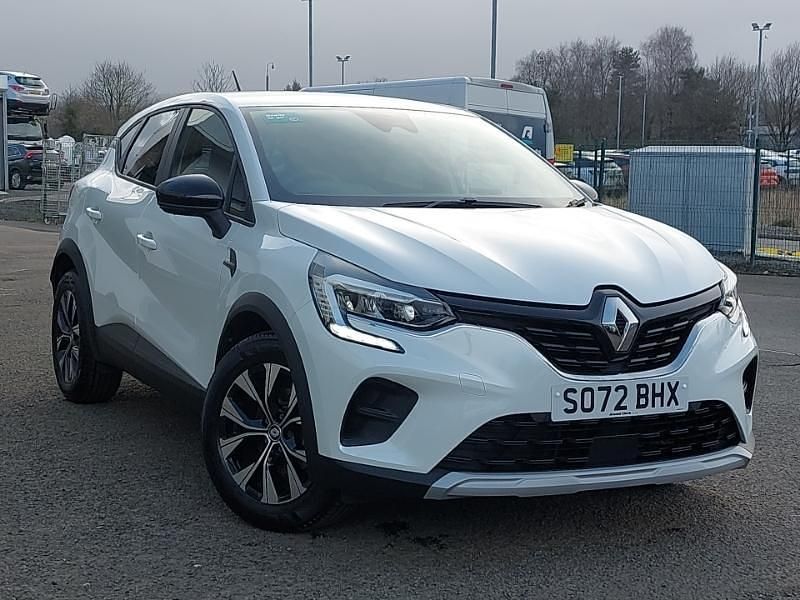 Second-hand Renault Captur Evolution 142 CP (104 kW) 2023 Alb SUV