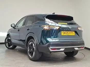 Used Nissan Qashqai N-Connecta 140 HP (102 kW) 2025 Green SUV