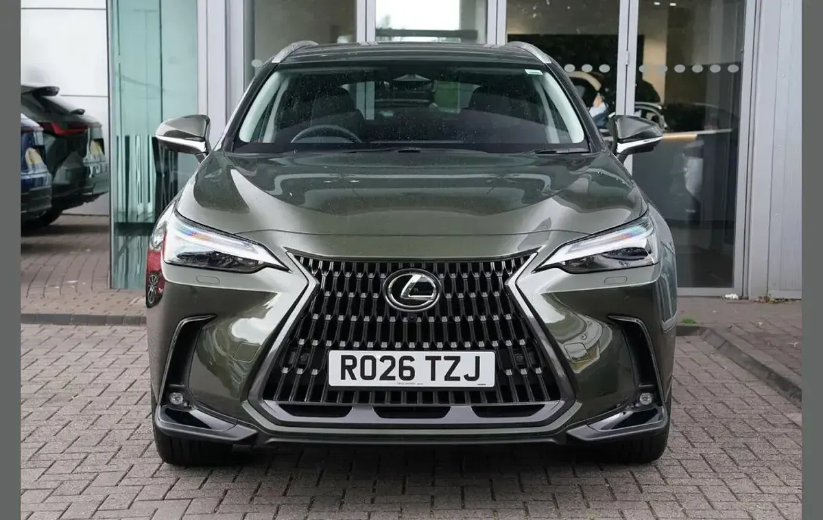 New Lexus NX450h+ 288 HP (211 kW) 2026 Green SUV