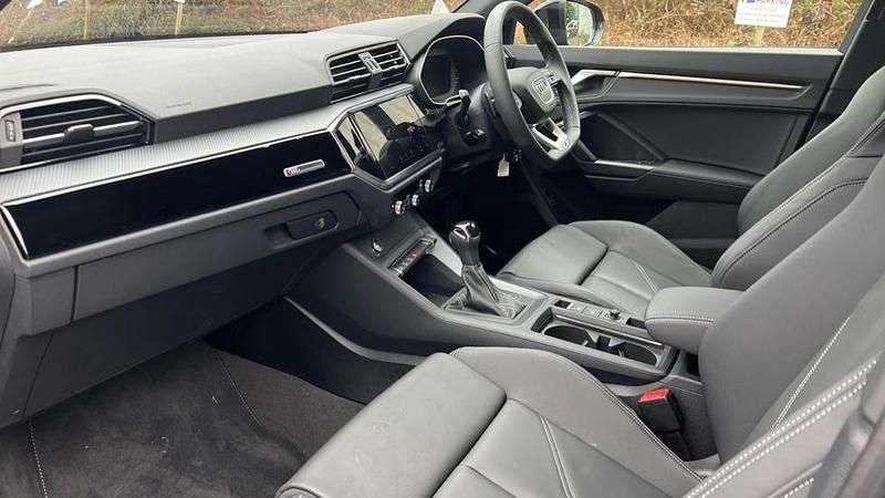 New Audi Q3 Black Edition 150 HP (110 kW) 2025 Black SUV