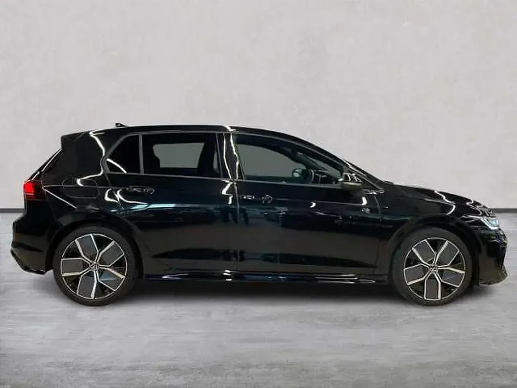 Used VW Golf VIII 150 HP (110 kW) 2024