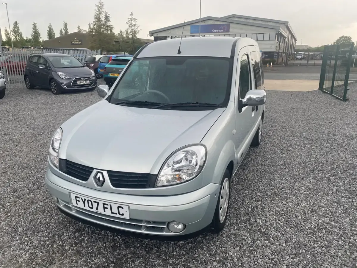 Begagnad Renault Kangoo Expression 2007 Grå Minibuss