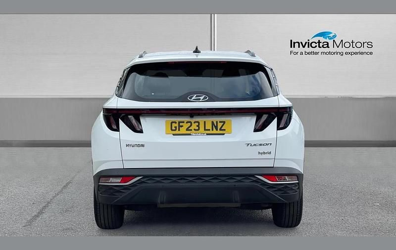 Used Hyundai Tucson SE 230 HP (169 kW) 2023 White SUV