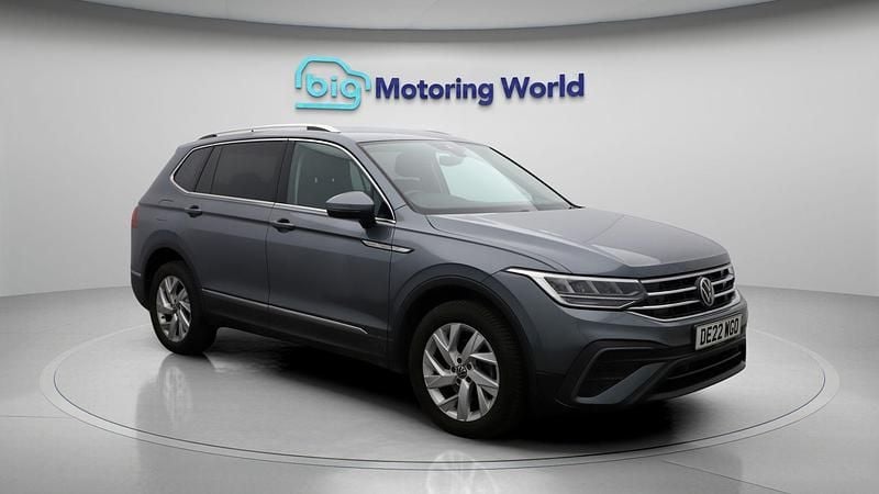 Used 2022 VW Tiguan Allspace S SUV | £20,811 (Fair price) - Image 1/4
