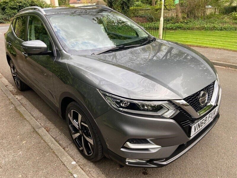Grey Used 2018 Nissan Qashqai S SUV | £10,995 (Fair price) - Image 1/4