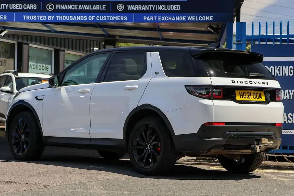 Used Land Rover Discovery Sport HSE 2021 White SUV